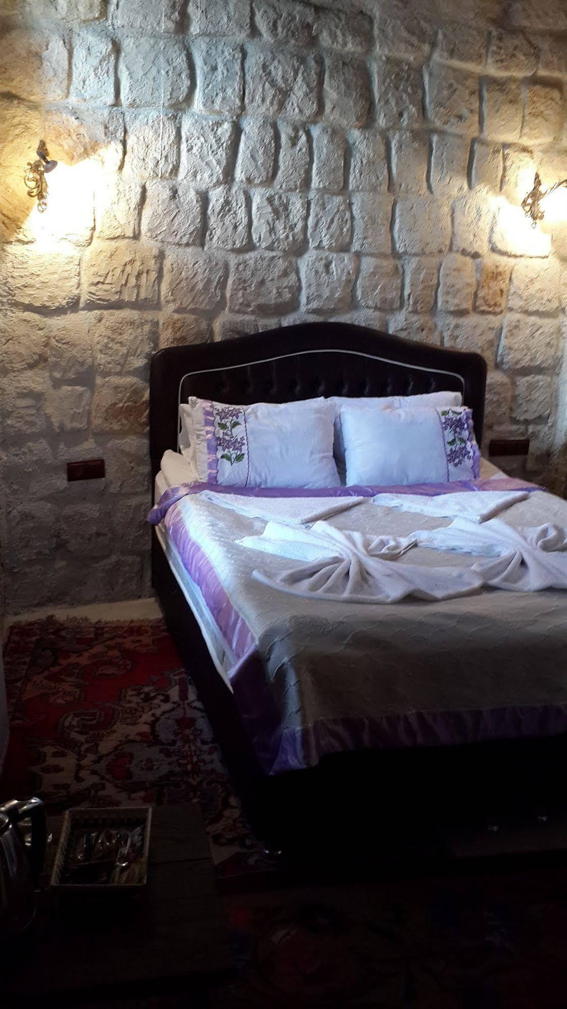 Castle Cave Hotel Göreme Zewnętrze zdjęcie