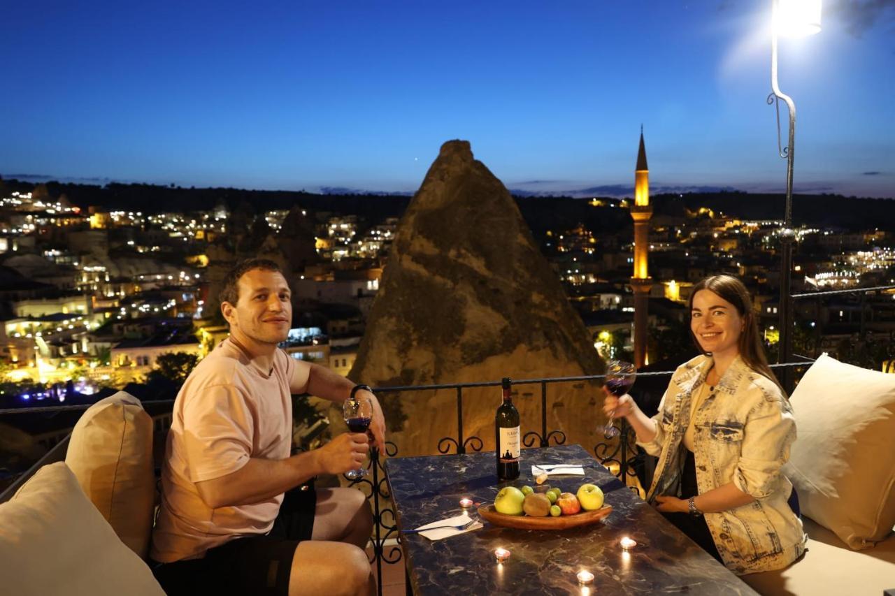 Castle Cave Hotel Göreme Zewnętrze zdjęcie