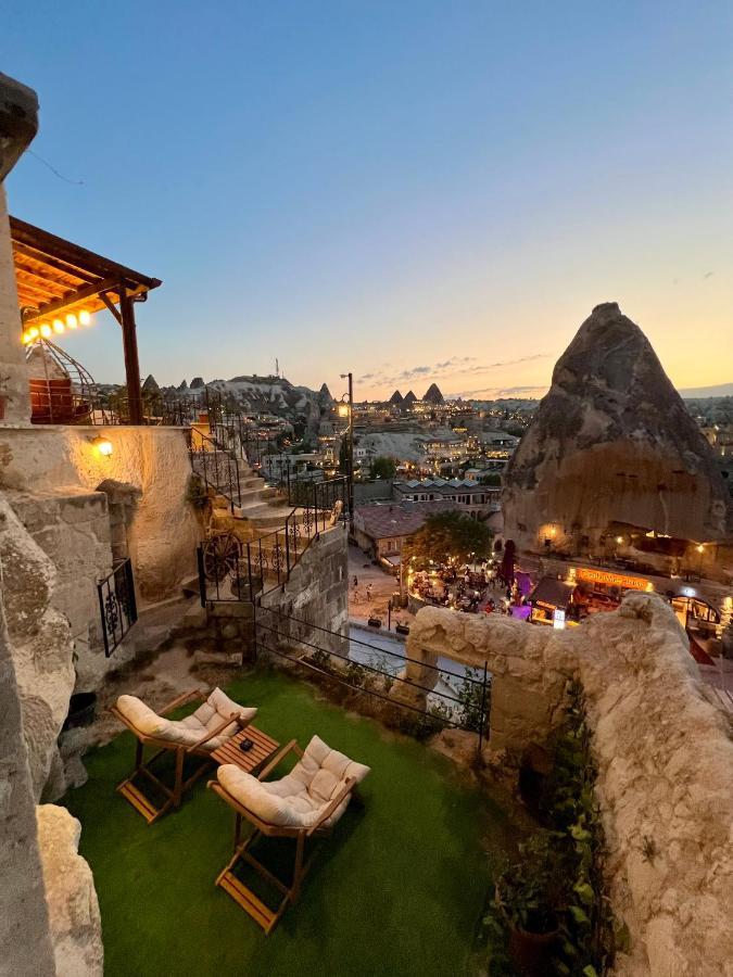 Castle Cave Hotel Göreme Zewnętrze zdjęcie