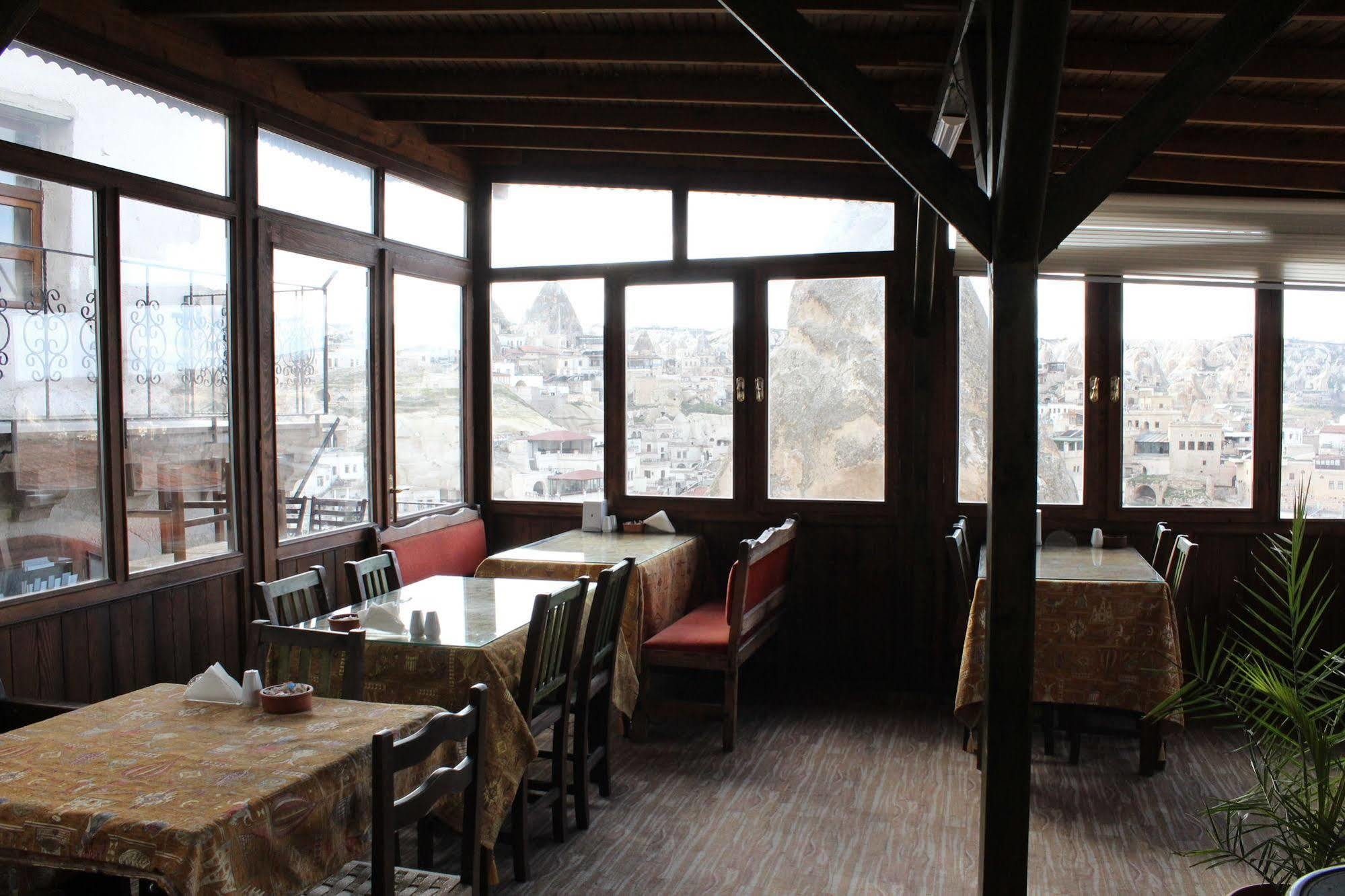 Castle Cave Hotel Göreme Zewnętrze zdjęcie