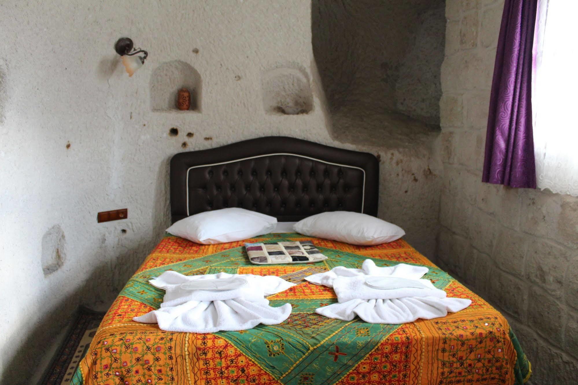 Castle Cave Hotel Göreme Zewnętrze zdjęcie